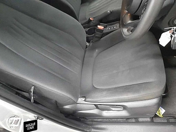 Toyota Yaris, 2021г, передний привод, вариатор