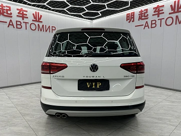 Volkswagen Touran, 2021г, передний привод, робот