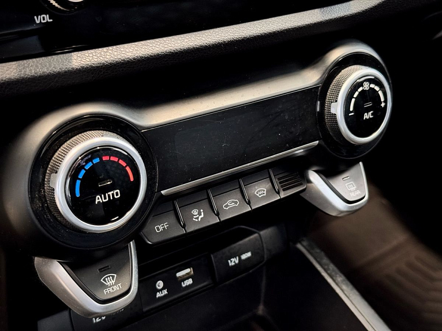 Kia Rio, 2017г., передний привод, механика