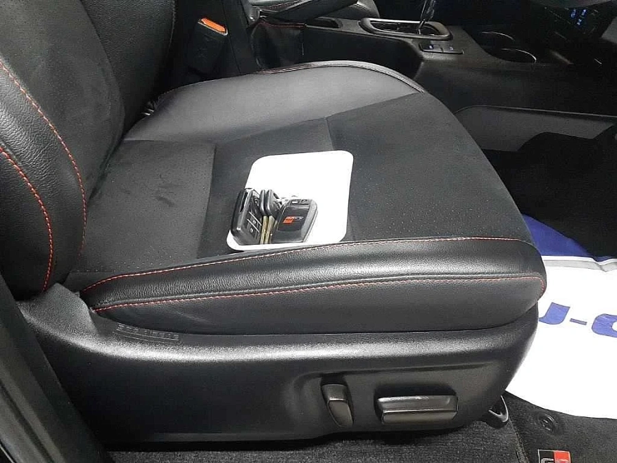 Toyota Hilux, 2022г., полный привод, автомат