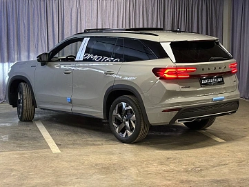 Skoda Kodiaq, 2025г, полный привод, робот
