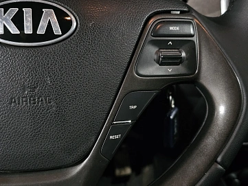 Kia Rio, 2015г, передний привод, механика