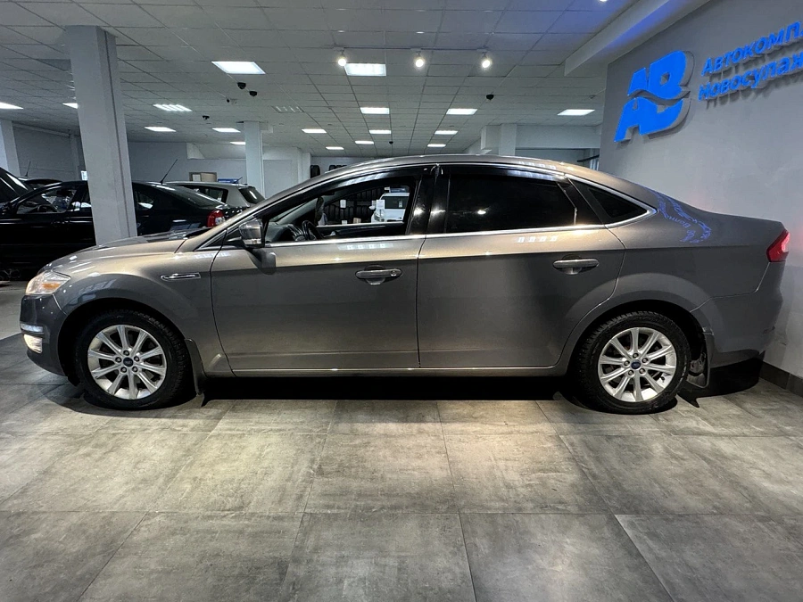 Ford Mondeo, 2012г., передний привод, робот