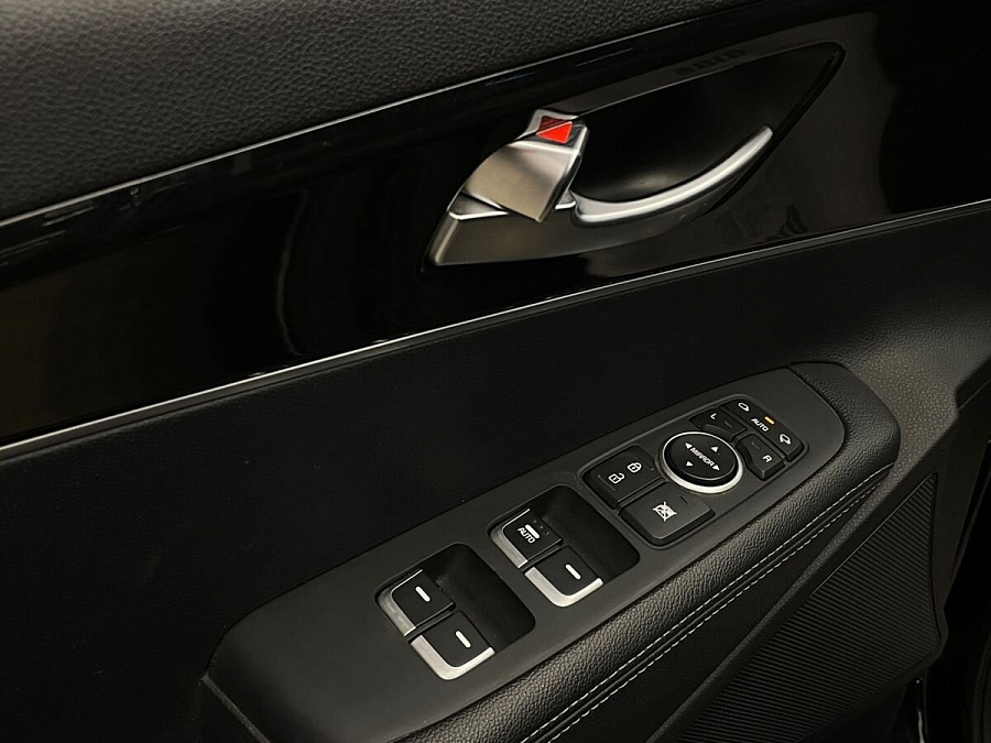 Kia , 2019г., полный привод, автомат