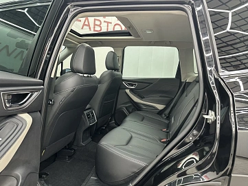 Subaru Forester, 2022г, полный привод, вариатор