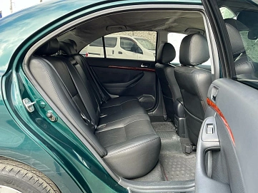 Toyota Avensis, 2005г, передний привод, автомат