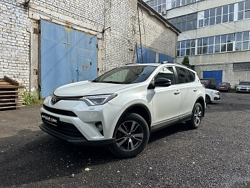 Toyota RAV4, 2019г, полный привод, автомат