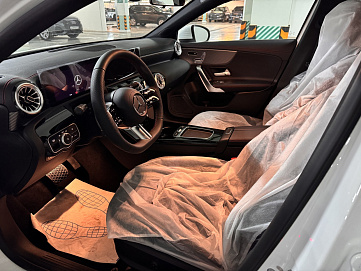 Mercedes-Benz A-Класс, 2024г, передний привод, робот