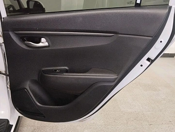 Kia Rio, 2021г, передний привод, автомат