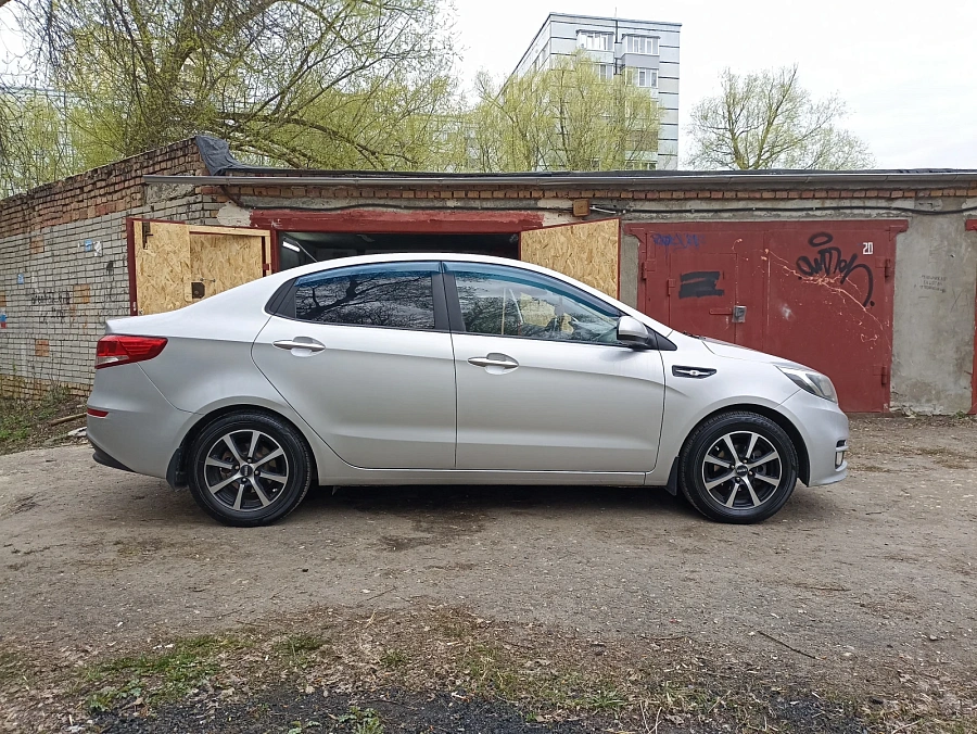 Kia Rio, 2015г., передний привод, механика