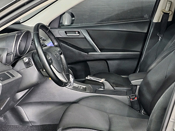 Mazda 3, 2011г, передний привод, автомат