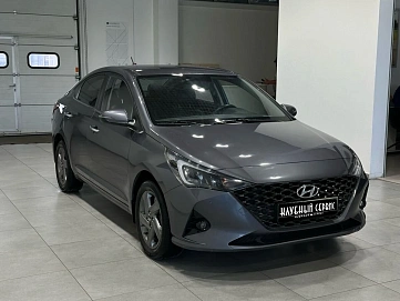 Hyundai Solaris, 2021г, передний привод, автомат