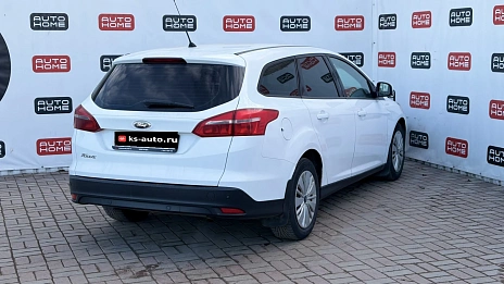Ford Focus, 2016г., передний привод, робот