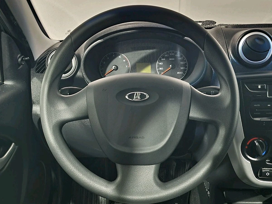 Lada (ВАЗ) Granta, 2015г., передний привод, механика