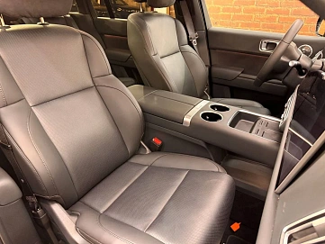 LI_AUTO , 2025г., полный привод, автомат