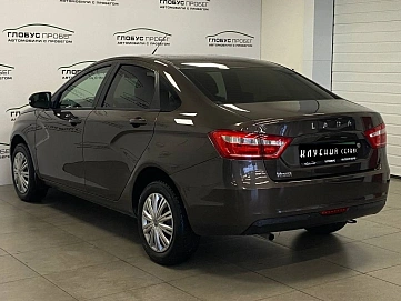 Lada (ВАЗ) Vesta, 2016г, передний привод, механика