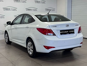 Hyundai Solaris, 2015г, передний привод, механика