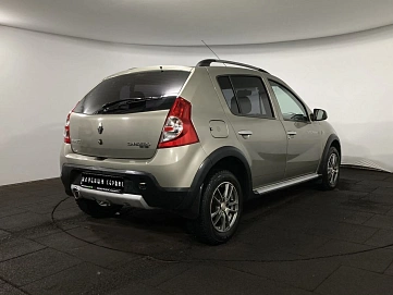 Renault , 2012г., передний привод, механика