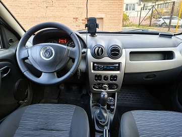 Renault Sandero, 2011г, передний привод, механика