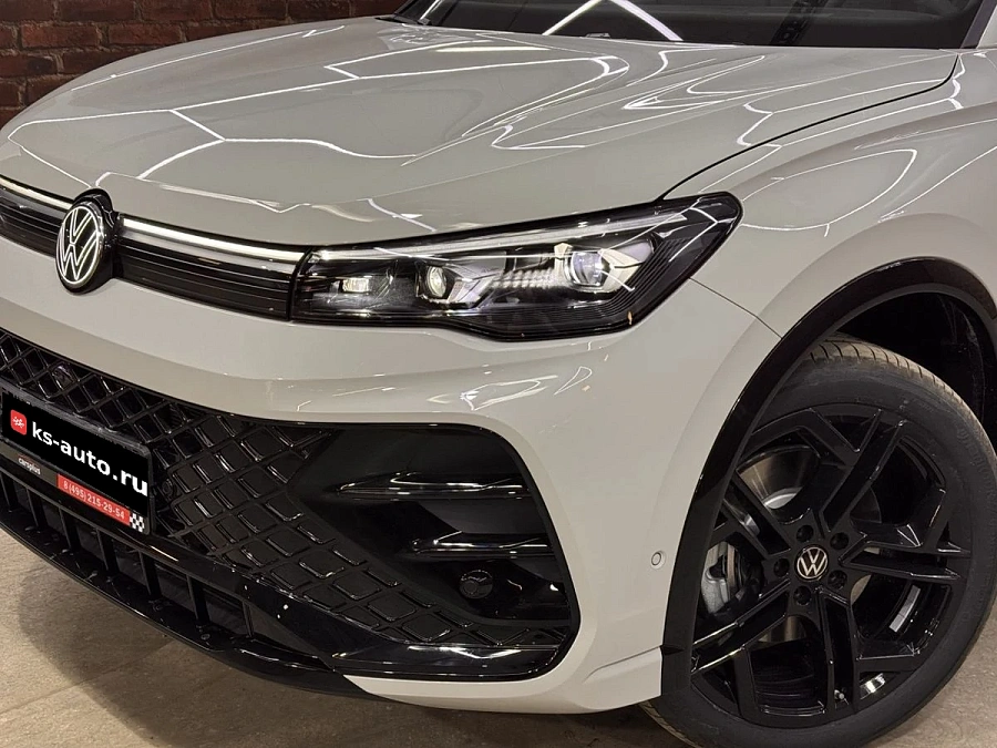 Volkswagen Tiguan, 2026г., полный привод, робот