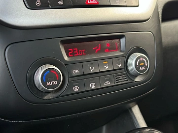 Kia Venga, 2016г, передний привод, автомат