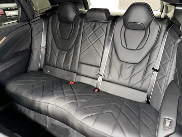 BMW XM, 2025г, полный привод, автомат