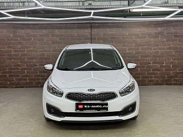 Kia Ceed, 2017г, передний привод, робот
