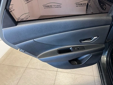 Hyundai Elantra, 2021г, передний привод, автомат