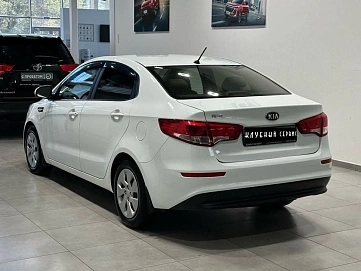 Kia Rio, 2015г, передний привод, механика
