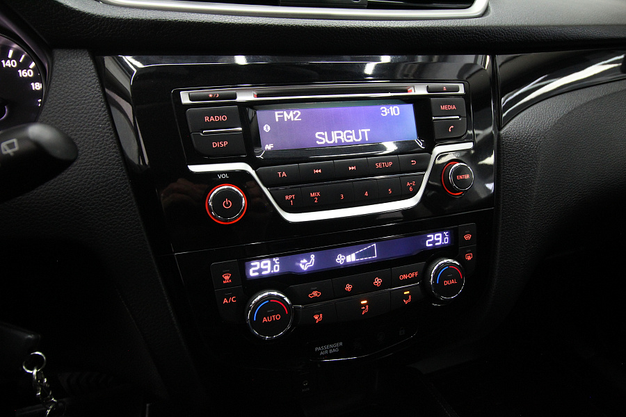 Nissan Qashqai, 2014г., передний привод, вариатор