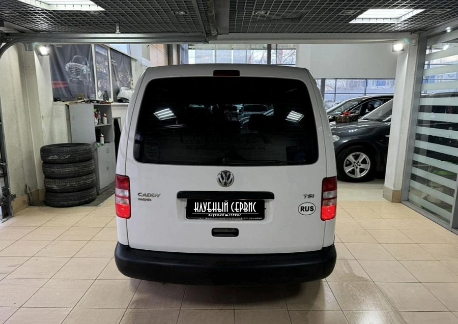 Volkswagen Caddy, 2012г., передний привод, механика