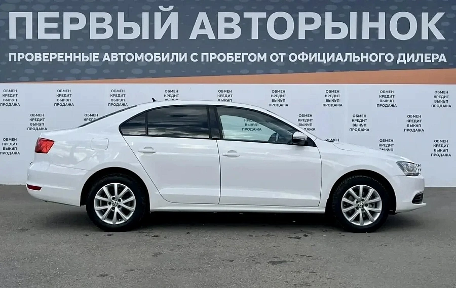 Volkswagen Jetta, 2013г., передний привод, робот