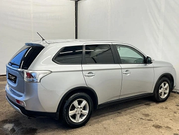 Mitsubishi Outlander, 2014г, полный привод, вариатор