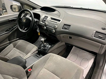 Honda Civic, 2006г, передний привод, механика