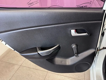 Kia Rio, 2012г., передний привод, автомат