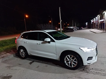 Volvo XC60, 2018г, полный привод, автомат