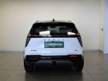 Geely Atlas, 2024г, передний привод, автомат