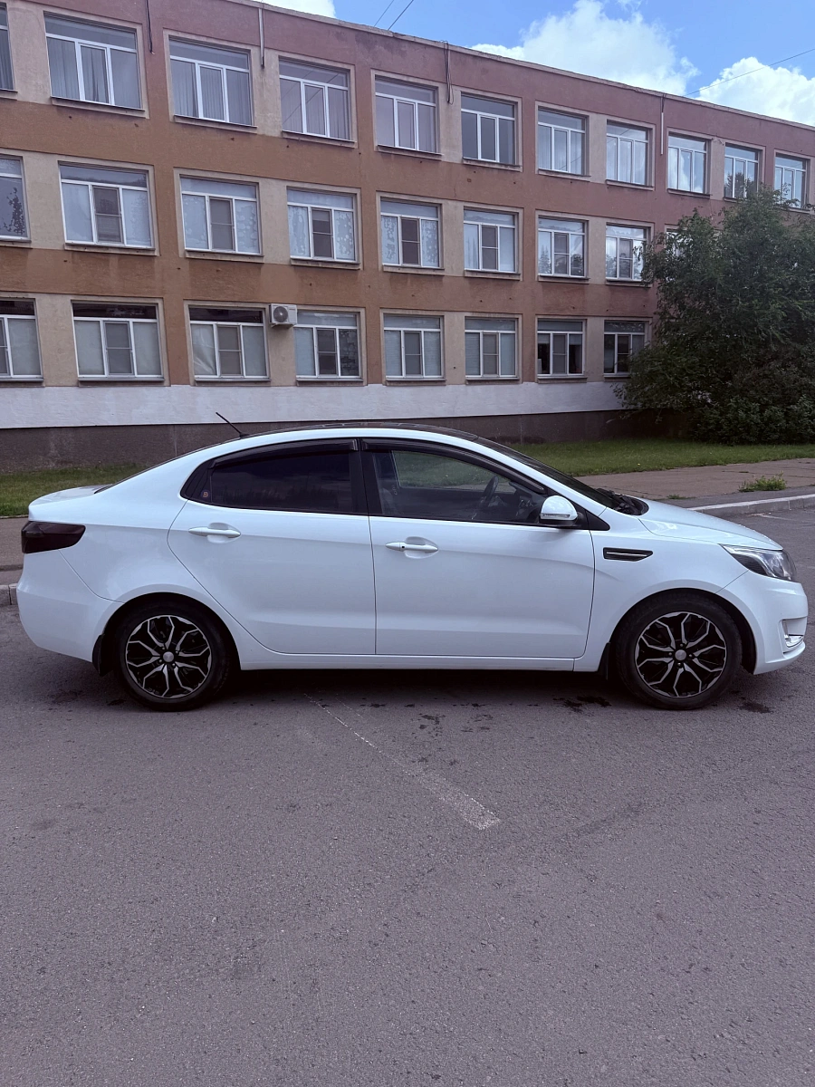 Kia Rio, 2014г., передний привод, автомат