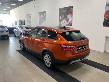 Lada (ВАЗ) , 2021г., передний привод, механика