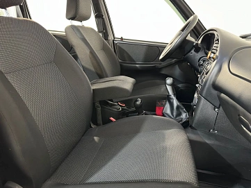 Chevrolet Niva, 2015г., полный привод, механика
