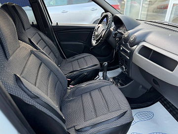 Renault Logan, 2010г, передний привод, механика
