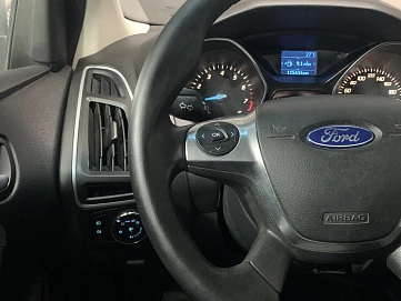 Ford Focus, 2013г, передний привод, механика