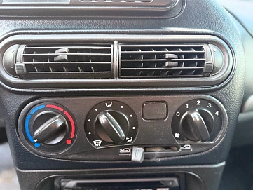 Chevrolet Niva, 2011г., полный привод, механика