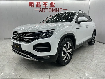 Volkswagen Tayron, 2022г, передний привод, робот