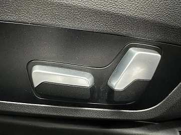 BMW 3 серии, 2022г, задний привод, автомат