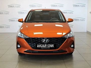 Hyundai Solaris, 2022г, передний привод, автомат