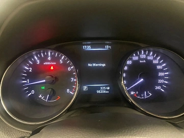 Nissan Qashqai, 2017г, передний привод, вариатор