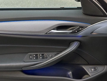 BMW , 2018г., задний привод, автомат