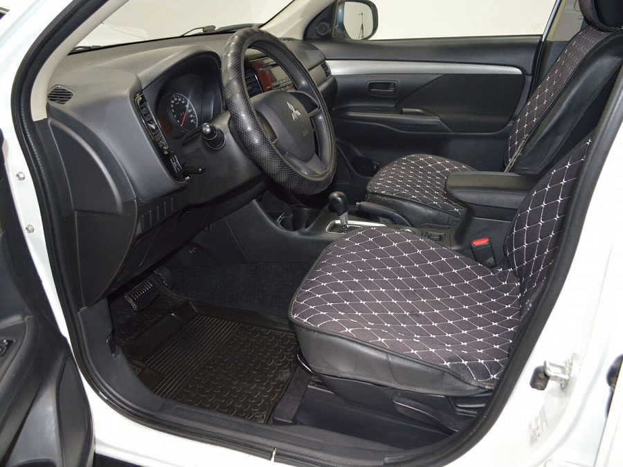 Mitsubishi Outlander, 2012г., полный привод, вариатор