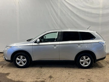 Mitsubishi Outlander, 2014г, полный привод, вариатор
